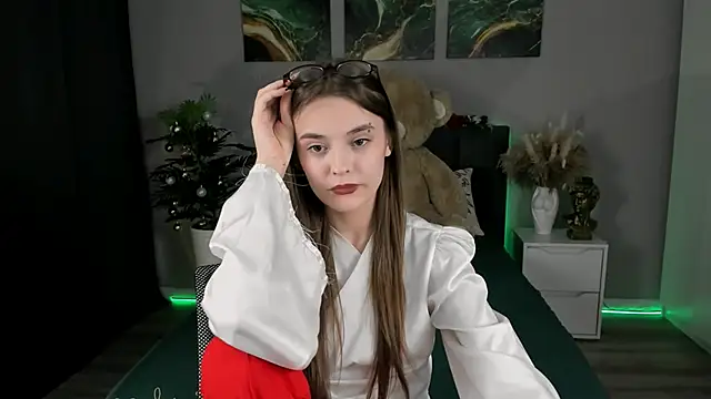 Snapshot of RayWillliams chatting on 28, 1, 2025 RayWillliams online show from 28, 1, 2025