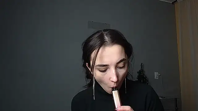 Eva Gloryy online show from 17, 2, 2025