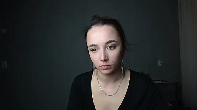 Eva Gloryy online show from 9, 3, 2025