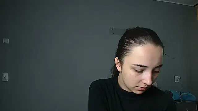 Eva Gloryy online show from 25, 9, 2025