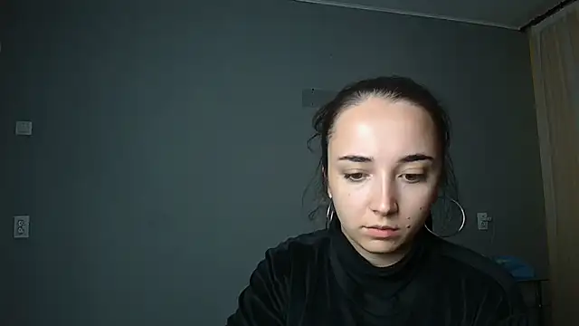 Eva Gloryy online show from 26, 9, 2025