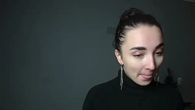 Eva Gloryy online show from 2, 2, 2026