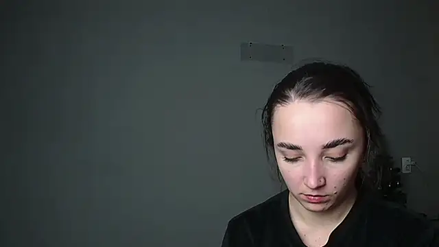 Eva Gloryy online show from 10, 2, 2026