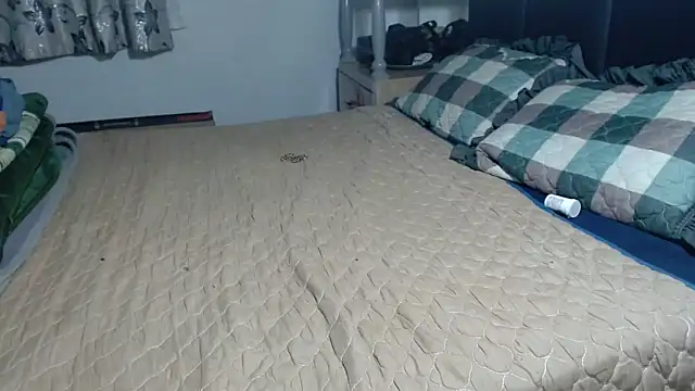 bubblendz1988 online show from 28, 10, 2025