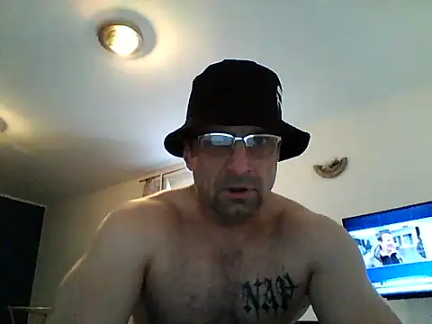 Snapshot of bobbuilder77pl chatting on 22, 5, 2026 bobbuilder77pl online show from 22, 5, 2026