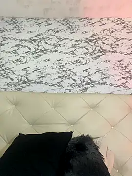 Lili  taylor online show from 28, 10, 2025