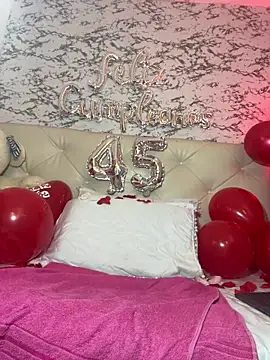 Lili  taylor online show from 4, 2, 2026