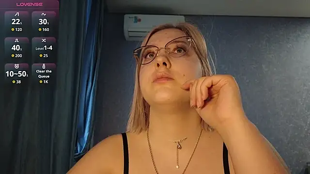 Snapshot of HotBrandyX chatting on 21, 3, 2026 HotBrandyX online show from 21, 3, 2026