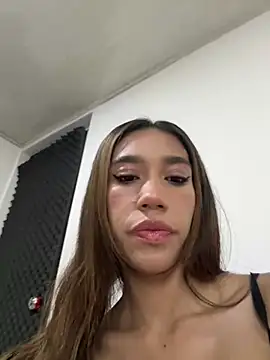 zoe storm online show from 19, 1, 2025