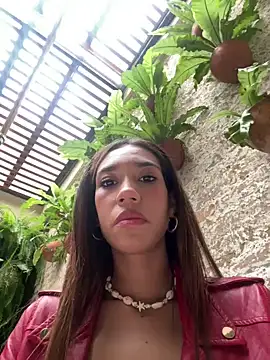 zoe storm online show from 24, 1, 2025