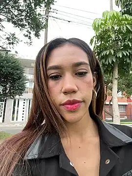 zoe storm online show from 26, 1, 2025