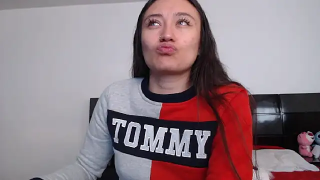 Snapshot of Elsa-bad chatting on 18, 2, 2025 Elsa-bad online show from 18, 2, 2025