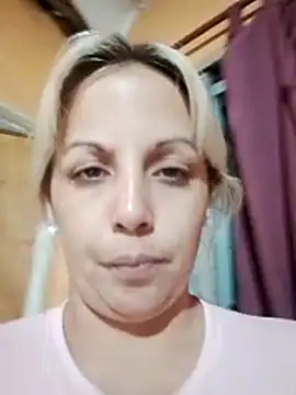 Pilarxxx666 online show from 9, 2, 2026