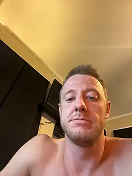 biggzee6 online show from 30, 10, 2025