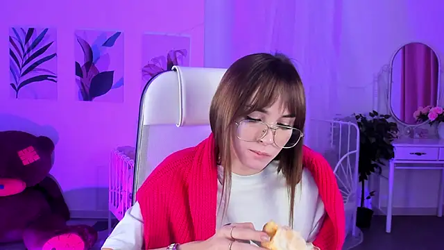 Snapshot of DakotaaJohnnson chatting on 30, 1, 2025 DakotaaJohnnson online show from 30, 1, 2025