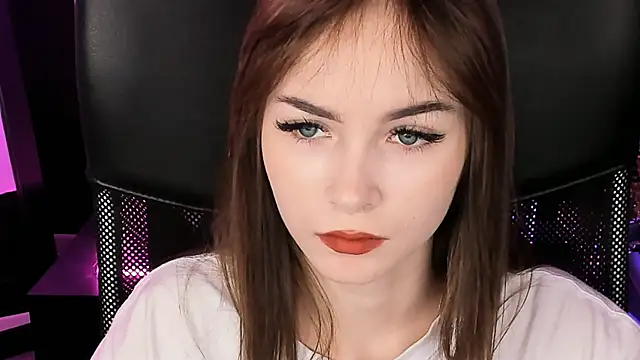 Snapshot of DakotaaJohnnson chatting on 11, 2, 2025 DakotaaJohnnson online show from 11, 2, 2025