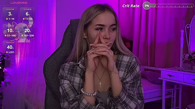 Snapshot of DakotaaJohnnson chatting on 31, 10, 2025 DakotaaJohnnson online show from 31, 10, 2025