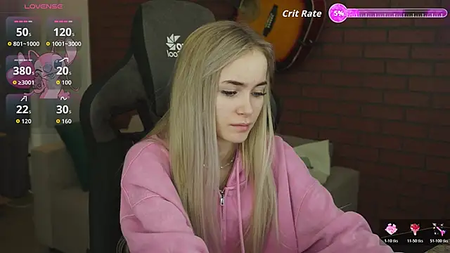 Snapshot of DakotaaJohnnson chatting on 1, 11, 2025 DakotaaJohnnson online show from 1, 11, 2025