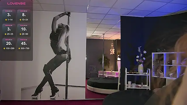 Snapshot of MaddyHeart chatting on 9, 2, 2025 MaddyHeart online show from 9, 2, 2025