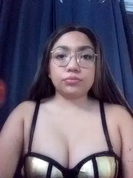 Snapshot of criscrispdv chatting on 2, 5, 2026 criscrispdv online show from 2, 5, 2026