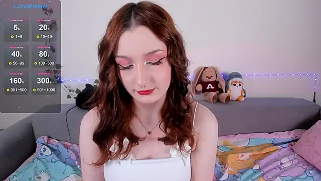 Snapshot of EmmyStar_ chatting on 19, 2, 2025 EmmyStar online show from 19, 2, 2025