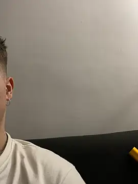 Snapshot of Iasonas23 chatting on 17, 1, 2025 Iasonas23 online show from 17, 1, 2025