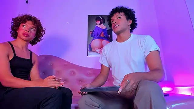 Snapshot of DanteAndKyle chatting on 18, 11, 2025 DanteAndKyle online show from 18, 11, 2025