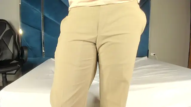 Snapshot of DanteAndKyle chatting on 16, 12, 2025 DanteAndKyle online show from 16, 12, 2025