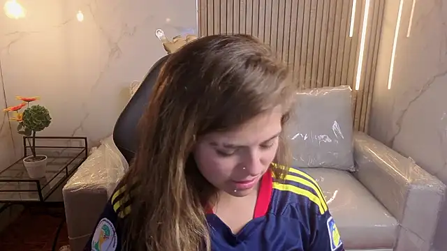 Snapshot of Kitten_Cam chatting on 11, 2, 2026 Kitten Cam online show from 11, 2, 2026