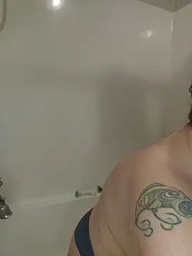 TattedMamaXOXO online show from 21, 12, 2025