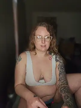 TattedMamaXOXO online show from 1, 4, 2026