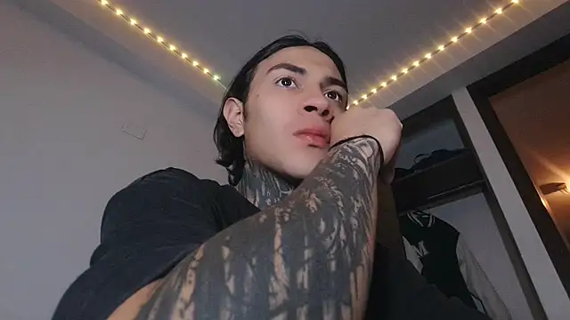 jord4nn   online show from 23, 1, 2025