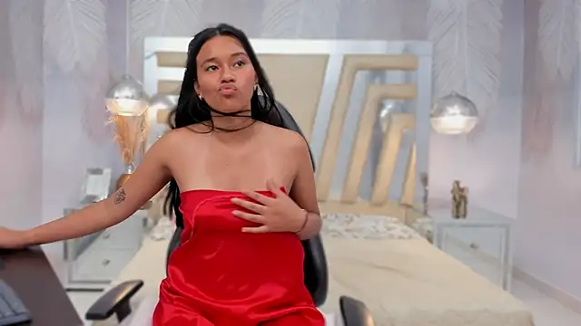 LIA SWAN  online show from 6, 2, 2025