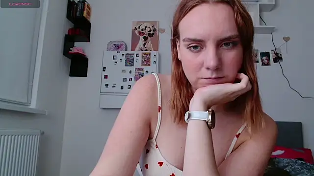 Snapshot of _candy__sweet__ chatting on 16, 9, 2025 candy sweet online show from 16, 9, 2025