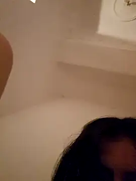 Snapshot of majdolin78 chatting on 21, 1, 2025 majdolin78 online show from 21, 1, 2025