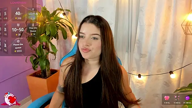 Snapshot of Lia_little18 chatting on 20, 4, 2026 Lia little18 online show from 20, 4, 2026