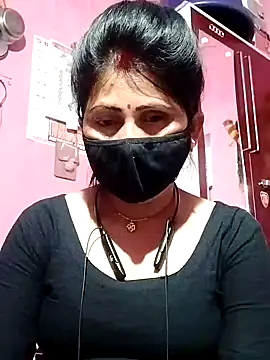 Snapshot of Bhavya_Bhan chatting on 9, 2, 2025 Bhavya Bhan online show from 9, 2, 2025