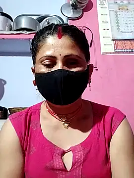Snapshot of Bhavya_Bhan chatting on 4, 3, 2025 Bhavya Bhan online show from 4, 3, 2025