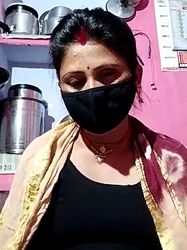 Snapshot of Bhavya_Bhan chatting on 6, 3, 2025 Bhavya Bhan online show from 6, 3, 2025