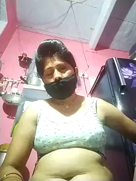 Snapshot of Bhavya_Bhan chatting on 4, 10, 2025 Bhavya Bhan online show from 4, 10, 2025