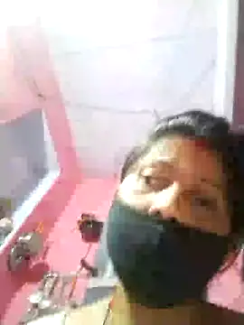 Snapshot of Bhavya_Bhan chatting on 20, 10, 2025 Bhavya Bhan online show from 20, 10, 2025