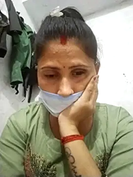 Snapshot of Bhavya_Bhan chatting on 5, 2, 2026 Bhavya Bhan online show from 5, 2, 2026