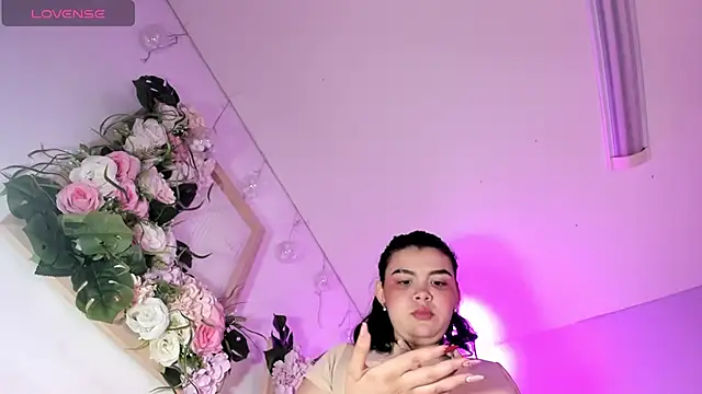 Snapshot of Zoe_Cheshire chatting on 10, 2, 2025 Zoe Cheshire online show from 10, 2, 2025