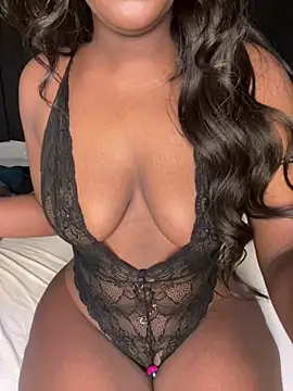 Snapshot of 3xoticNiyah chatting on 15, 6, 2026 3xoticNiyah online show from 15, 6, 2026
