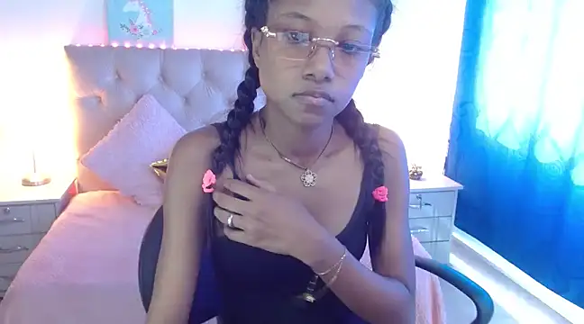 LITTLEDOLLHOT online show from 24, 1, 2025