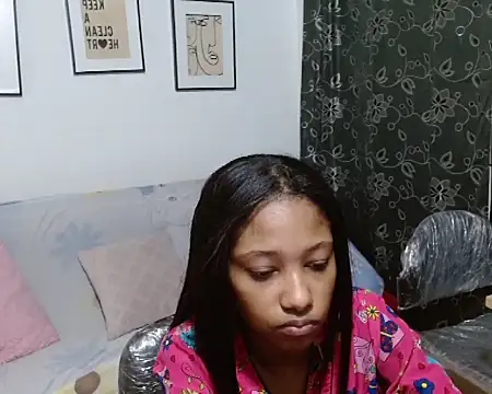 LITTLEDOLLHOT online show from 1, 12, 2025