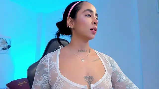 sophierooy22 online show from 23, 10, 2025