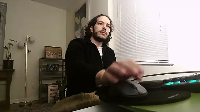 Prolapse Pig online show from 5, 12, 2025