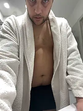 Snapshot of Greeneyes0820 chatting on 19, 1, 2025 Greeneyes0820 online show from 19, 1, 2025