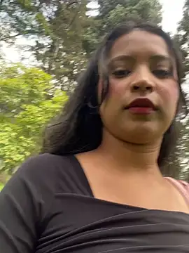 Sophia waalker  1 online show from 7, 3, 2025